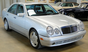 Mercedes-Benz  E 55 AMG