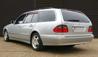 Mercedes-Benz  E Estate 320 T 4Matic Classic