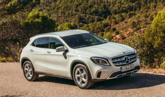 Mercedes-Benz GLA GLA 180 d Comfort 7G-DCT