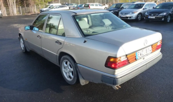 Mercedes-Benz  S 300 TD