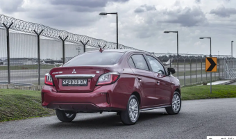 Mitsubishi Attrage Attrage 1.2 Intense CVT