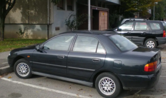 Mitsubishi Carisma Carisma 1.6 GLX