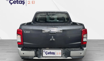 Mitsubishi L 200 L 200 2.4 DI-D 4x2 Tornado