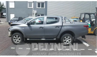 Mitsubishi L 200 L 200 2.4 DI-D 4x2 Storm (6.2" Navigasyonlu)