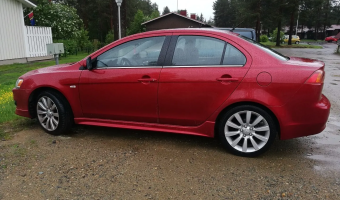 Mitsubishi Lancer Lancer 1.8 Intense CVT