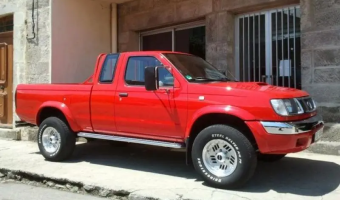 Nissan  Pick-Up 2.5 TDI 4x2 Skystar SSS
