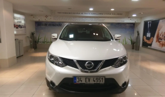 Nissan Qashqai Qashqai 1.2 DIG-T Black Edition Premium Pack X-tronic