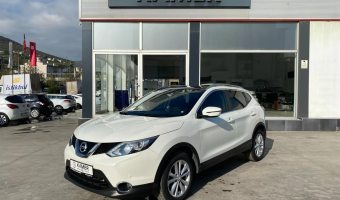 Nissan Qashqai Qashqai 1.6 DCI Start&Stop Platinum AVM