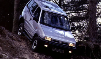 Nissan Terrano Terrano 2.4 SGX