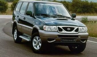 Nissan Terrano Terrano 2.4 Luxury