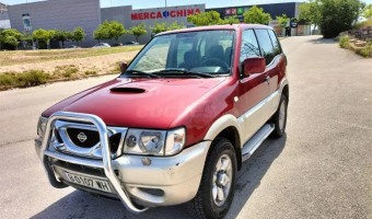 Nissan Terrano Terrano 2.4 Elegance