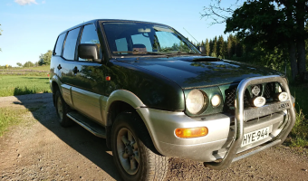 Nissan Terrano Terrano 2.4 Sport