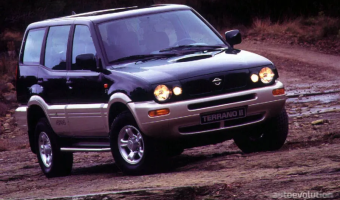 Nissan Terrano Terrano 2.4 SR