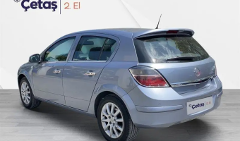 Opel Astra Astra 1.3 CDTI Essentia Easytronic