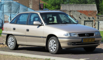 Opel Astra Astra Sedan 1.6 16V GLS