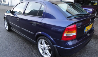 Opel Astra Astra 1.6 16V Edition 2000