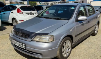 Opel Astra Astra 1.6 Essentia Easytronic