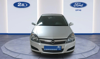 Opel Astra Astra 1.6i 16V Essentia Easytronic