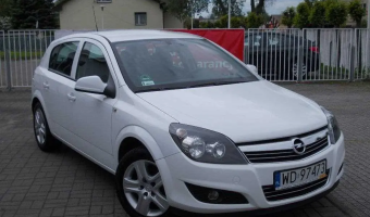 Opel Astra Astra Sedan 1.3 CDTI Enjoy 111