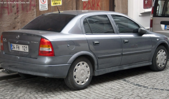 Opel Astra Astra 2.2 DTI
