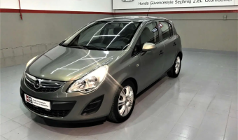 Opel Corsa Corsa 1.4i Twinport Enjoy 15'Alaşım Jant