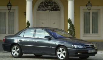Opel Omega Omega 2.5 DTI Elegance