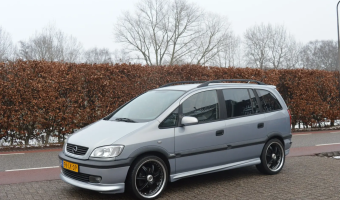 Opel Zafira Zafira 2.2 16V