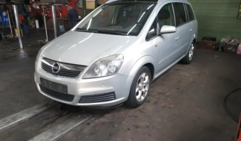 Opel Zafira Zafira 2.2 16V