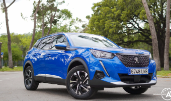 Peugeot 2008 2008 1.2 Puretech Allure EAT8