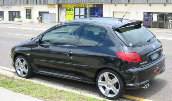 Peugeot 206 206 1.4 16V Sport