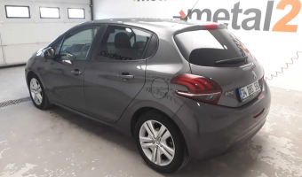 Peugeot 208 208 1.5 BlueHDi Signature Dynamic
