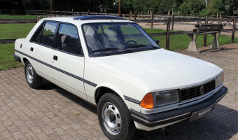Peugeot 305 305 1.6 SR