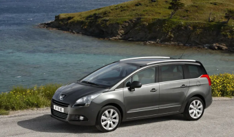 Peugeot 5008 5008 1.6 HDI Premium Auto6R