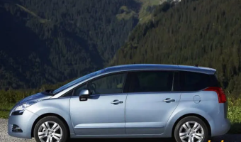 Peugeot 5008 5008 1.6 HDI Premium Pack Auto6R