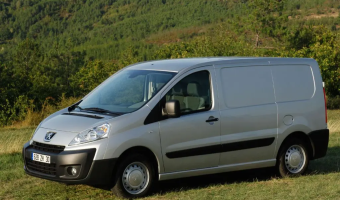 Peugeot Expert Expert 2.0 HDI 229 L2H1
