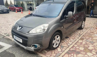 Peugeot Partner Partner Tepee 1.6 HDI Premium Zenit Pack