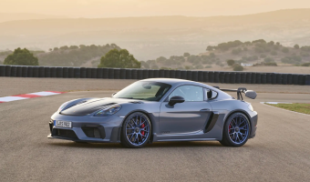 Porsche 718 718 Cayman GT4 RS