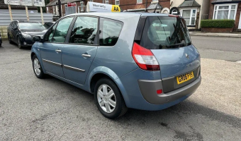 Renault Grand Scenic Grand Scenic 2.0 Dynamique