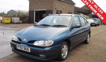 Renault Megane Megane Sedan 2.0 RXE