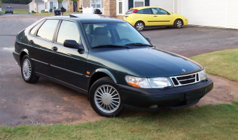 Saab 900 900 2.3i S
