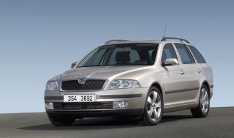 Skoda Octavia Octavia 2.0 FSI Elegance Tiptronic