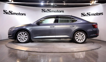 Skoda Superb Superb 1.5 TSI GreenTec ACT Premium DSG