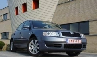 Skoda Superb Superb 1.9 TDI Elegance Tiptronic