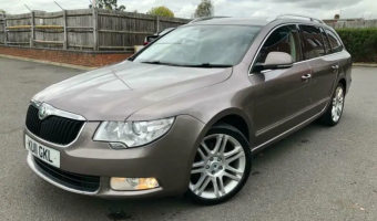 Skoda Superb Superb 2.0 TDI 4x4 Elegance Tiptronic
