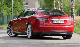 Tesla Model S Model S P85