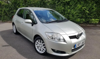 Toyota Auris Auris 2.2 D-4D Premium Active