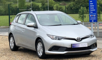 Toyota Auris Auris 1.4 D-4D Advance Skypack