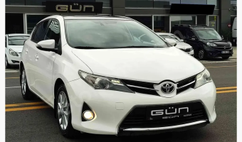 Toyota Auris Auris 1.6 Advance Skypack Multidrive S