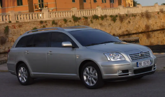 Toyota Avensis Avensis 2.0 D-4D Linea Sol