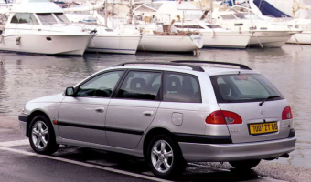 Toyota Avensis Avensis 1.6 Linea Luna